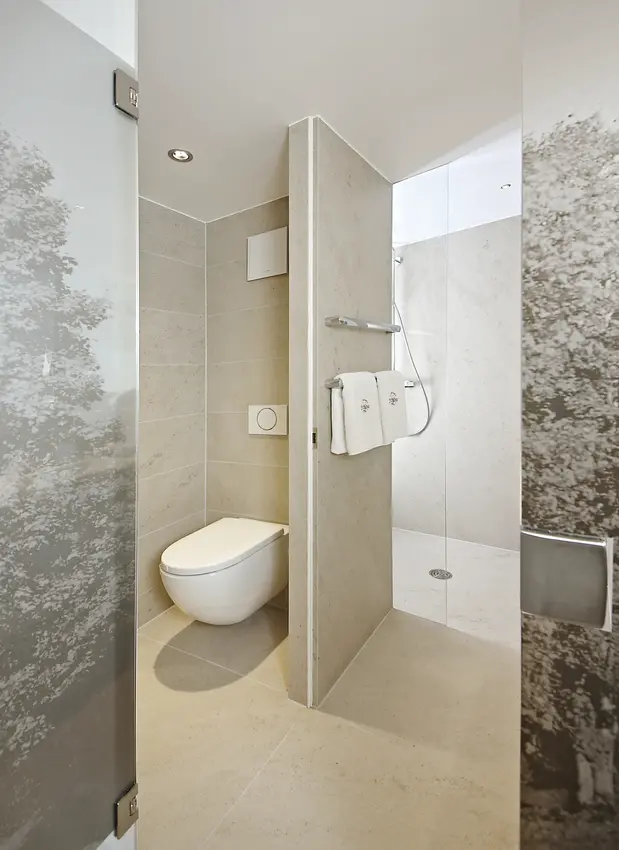 neu saniertes Badezimmer